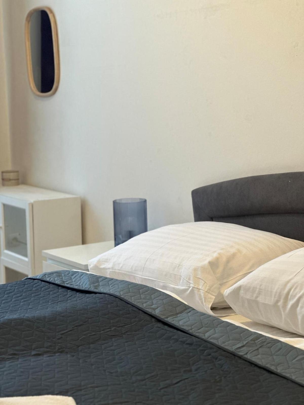 Chic Retreat On Skorepka Street Prague