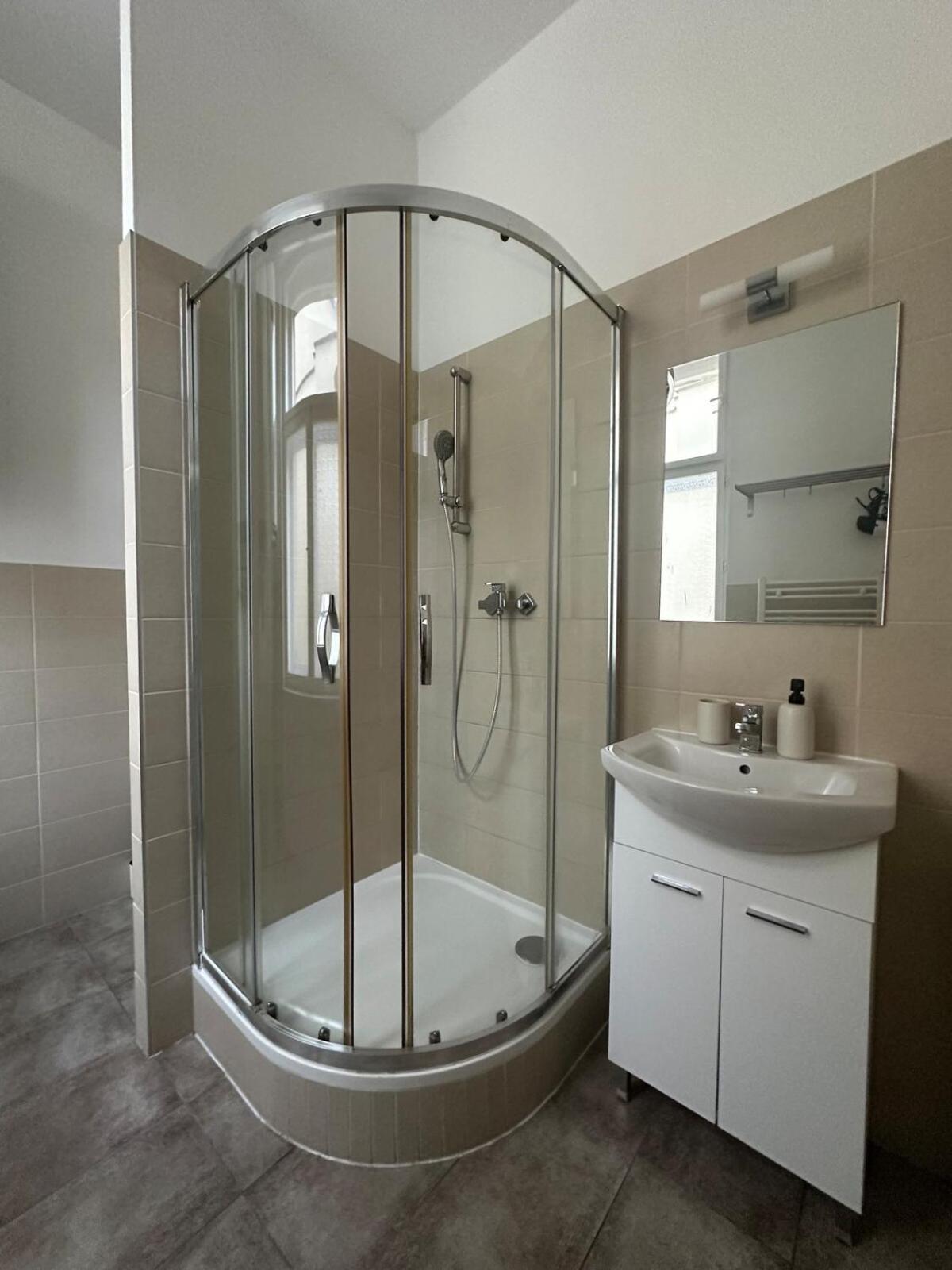 Chic Retreat On Skorepka Street Apartment Prague